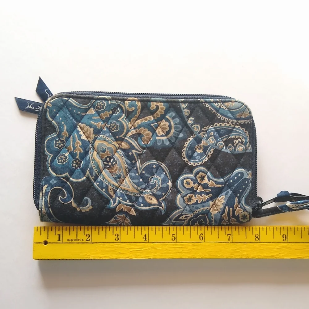 Vera Bradley Wristlet/Wallet